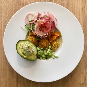 Buddha Bowl  at apeti in Paris