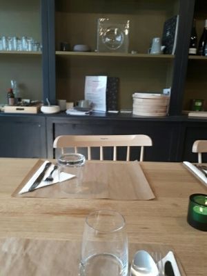 Minimalist set at apeti in Paris