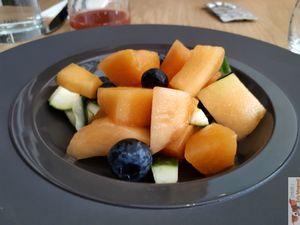 melon at apeti in Paris