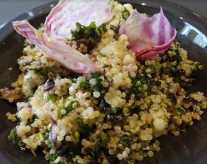 A very good salat, bio and healthy at apeti in Paris