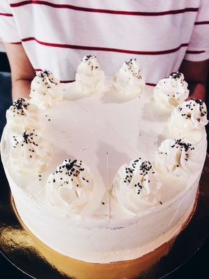 Cake at B12 Candy Bar - Maybe closed in Kyiv