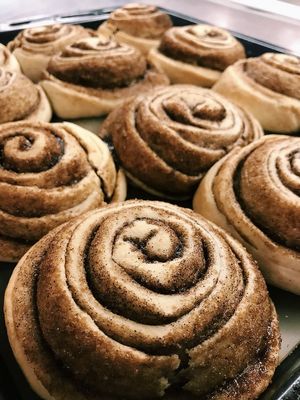 Cinnabons at B12 Candy Bar - Maybe closed in Kyiv