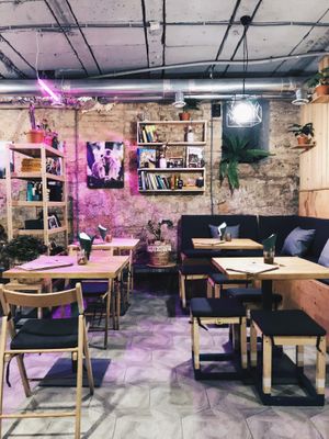 Atmosphere B12 at B12 Candy Bar - Maybe closed in Kyiv