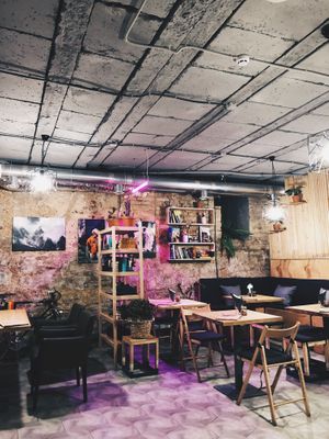 Atmosphere B12 at B12 Candy Bar - Maybe closed in Kyiv