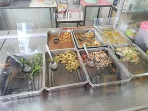 Buffet at 1pm at Jwawa ร้านอาหารเจวาวา in Surat Thani