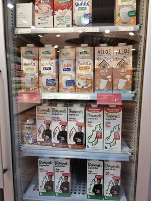 Milk at Vita Nova - Reformhaus Kaubisch in Dusseldorf