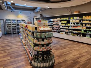 Aisles at the back at Vita Nova - Reformhaus Kaubisch in Dusseldorf