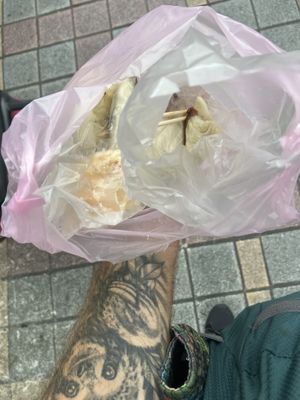 a big (plastic) bag full of dumpling love for 78 NT$  at Shàng Dǐng HuángJiā 上頂皇家 - Wanhua District in Taipei