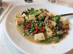 organic tofu curry at LYFE Kitchen in Cupertino