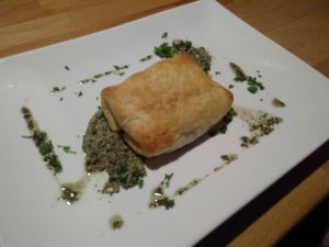 Wirsing in Blätterteigmantel at Windeck - Lachen & Wein in Offenburg