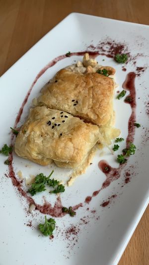 Blätterteig gefüllt mit Gemüse  at Windeck - Lachen & Wein in Offenburg