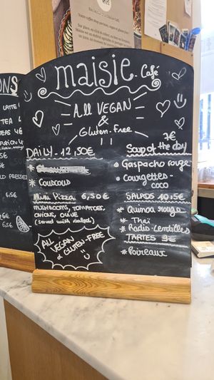  at Maisie Cafe in Paris