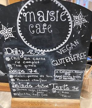 Food menu at Maisie Cafe in Paris