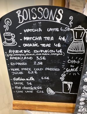 Drinks menu at Maisie Cafe in Paris