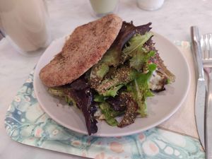 Pita Humous at Maisie Cafe in Paris
