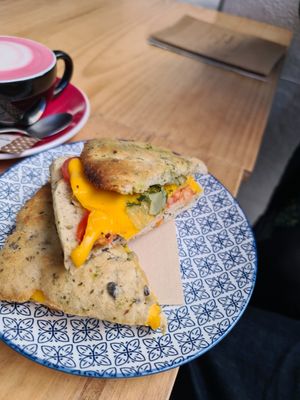 Vegan  🥪 at Mimimi in Granada