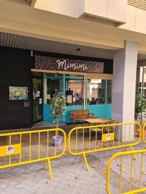 outside at Mimimi in Granada