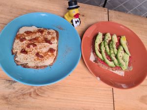 Delicious Tostadas at Mimimi in Granada