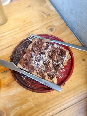 Gofre. Pequeño y con textura de pancake. Muy lejos de ser un gofre. at Mimimi in Granada
