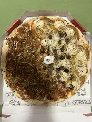 Portuguesa and calabresa vegan  at O Forno in Rio De Janeiro