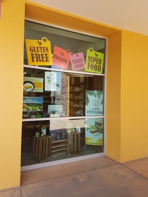 la vista de afuera at Jung Real Food in Mexicali