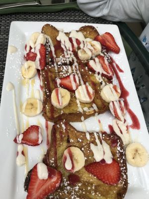 French toast at Green Door Cafe in La Jolla