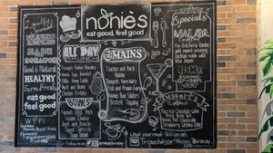  at Nonie's in Boracay