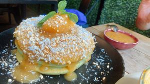  at Nonie's in Boracay