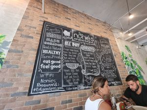  at Nonie's in Boracay