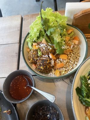   at Nonie's in Boracay