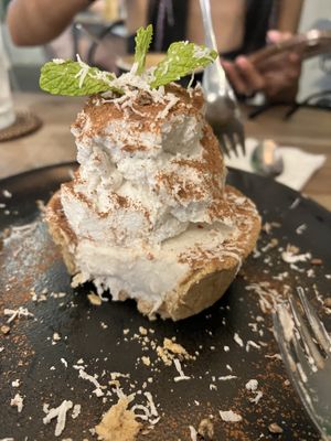   at Nonie's in Boracay