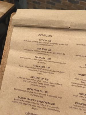 appetizers at Nonie's in Boracay