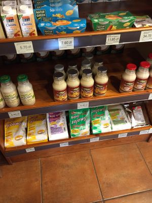 Soy milk in glass! Awesome! at Natura Sklepy Ekologiczne - Krupnicza in Krakow