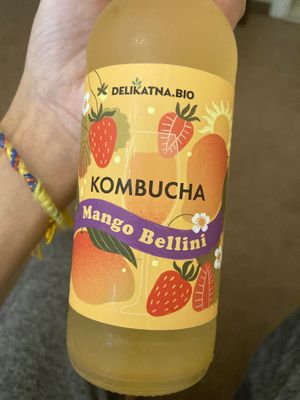 Mango Bellini kombucha 🥭  at Natura Sklepy Ekologiczne - Zamenhofa in Krakow