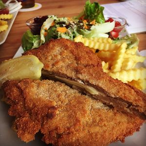 vegan Cordon Bleu at DNA in Regensburg