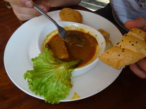 Bread stew (partly eaten, I wasn´t fast enough?) at Yuan Sheng Vegetable Restaurant in Siem Reap