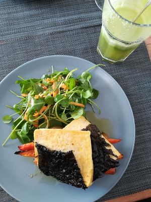 Tofu fish with grilled potatoes and carotts at Vegan Joe's  in Loule