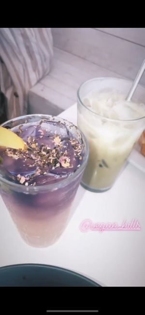 Butterfly Pea Tea 😇 at Vegan Hills in Honolulu