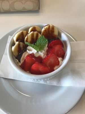 Fruit Cream  at Vegan Hills in Honolulu