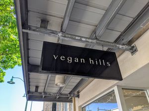 Yum factor 10 at Vegan Hills in Honolulu