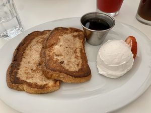 Gluten-free French Toast at Vegan Hills in Honolulu