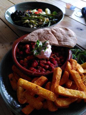 Vegan special and salad at Caffi Caban Cafe in Brynrefail