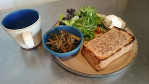 Breakfast set at Iyashiya Maaru - 癒し家まぁる in Himeji
