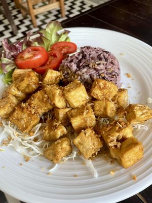 Fried garlic tofuu  at Tofu Kitchen in Koh Chang
