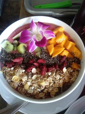 Smoothie bowl at Tofu Kitchen in Koh Chang