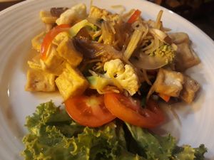 Fried veggies, ginger and tofu at Tofu Kitchen in Koh Chang