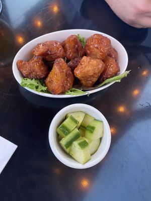 DELICIOUS! 10/10 General Tso’s cauli at Stoked Wood Fired Pizza in Brookline