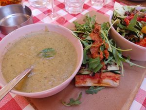 Gaspacho, pizza and side salad at Square Delicatessen in Strasbourg