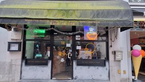 Front / entrance at Marco Polo Noodles in Bruges