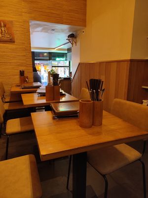  at Marco Polo Noodles in Bruges